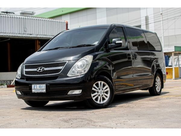Hyundai H1 2.5 Deluxe ปี2011 AT